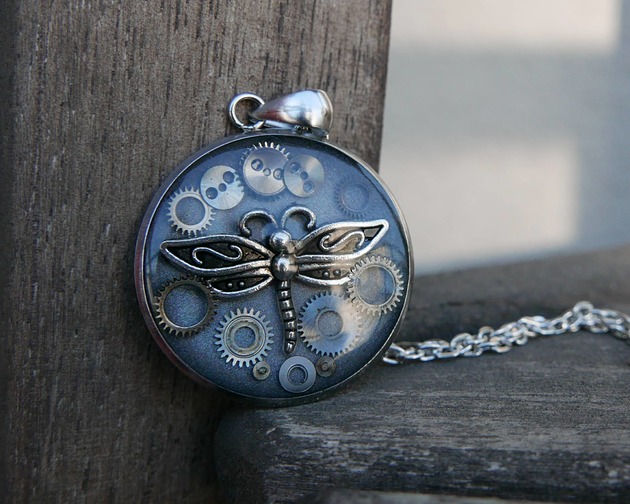 wisiory Naszyjnik  Silver Dragonfly 2