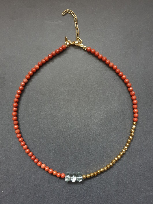 chokery Naszyjnik choker ROOTS jaspis czerwony, prasiolit, hematyt