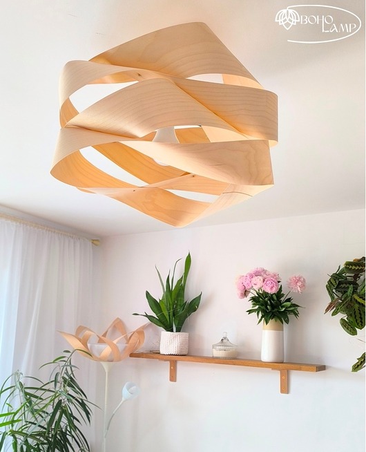 lampy wiszące Falowana wisząca lampa z drewna AURORA M