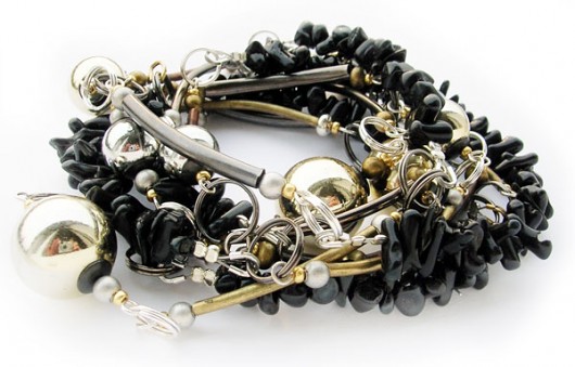 Metal mixed/neck no break Buy or Die
