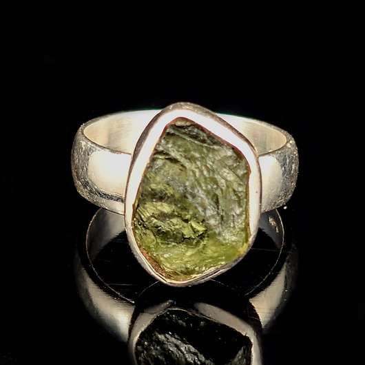 pierścionki srebrne Pierścionek kosmiczny mołdawit