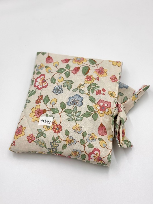 pokrowce i etui - różne Otulacz na książkę Vintage kwiatuszki