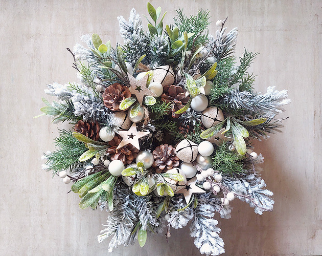 wianki bożonarodzeniowe Ośnieżony z janczarami