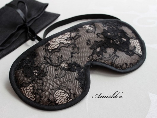 Sleep with me_Silk & lace ANUSHKA