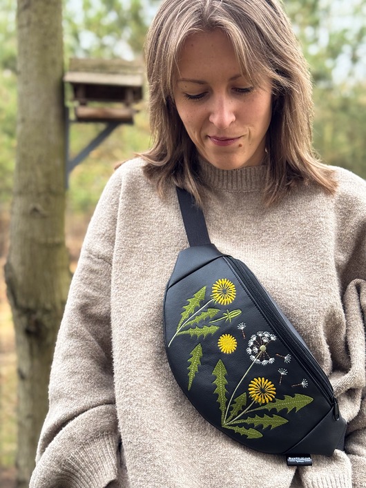 saszetka nerka Haftowana nerka - mniszek lekarski