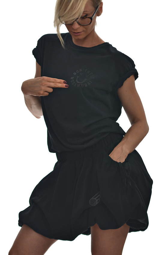Black Bomb Skirt DONT NEED NO SAMURAI