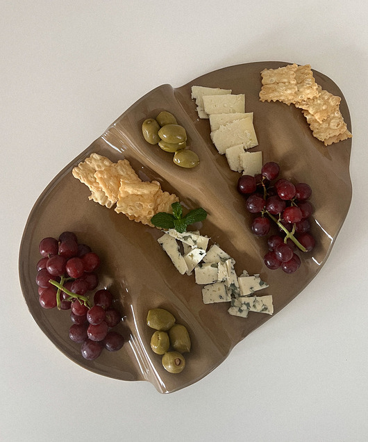 patery i talerze WAVY no. 15 tapas / deska na sery / patera na przekąski jasny brąz