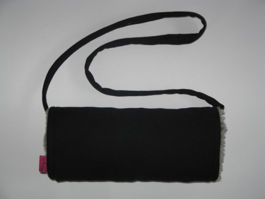mufka czarna dla p. Bernadety blague