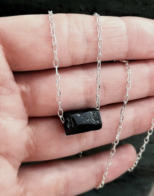 srebrne naszyjniki Naszyjnik  z czarnym turmalinem BLACK