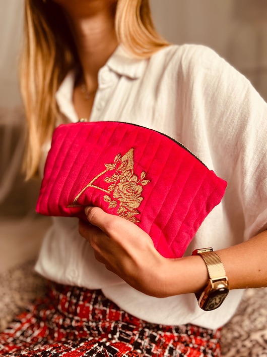 kosmetyczki Pikowana kosmetyczka personalizowana literą imienia