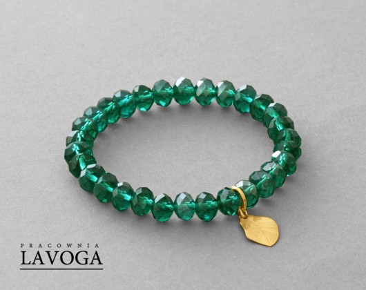 Crystal with leaf pendant in emerald. Lavoga