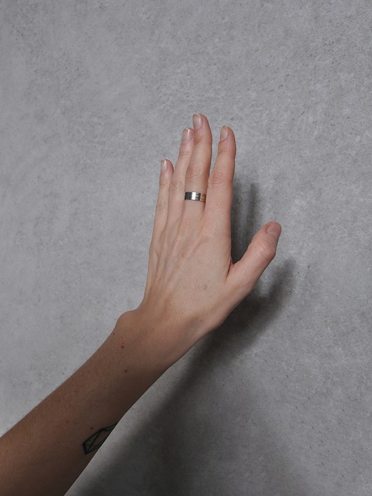 pierścionek SIMPLE RING CZARNECKA