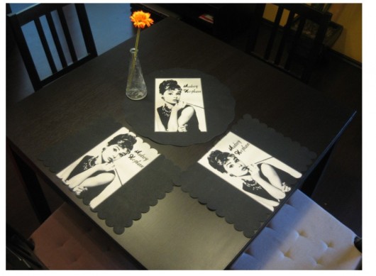 Podkładki i bieżnik z Audrey-3 sztuki Gaul Designs