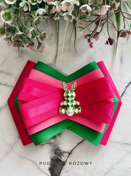 broszki Brosza  Wielkanocna z Zajączkiem WIOSNA