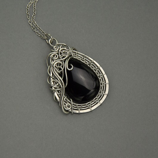 wisiory Wisiorek czarny onyks wire wrapping