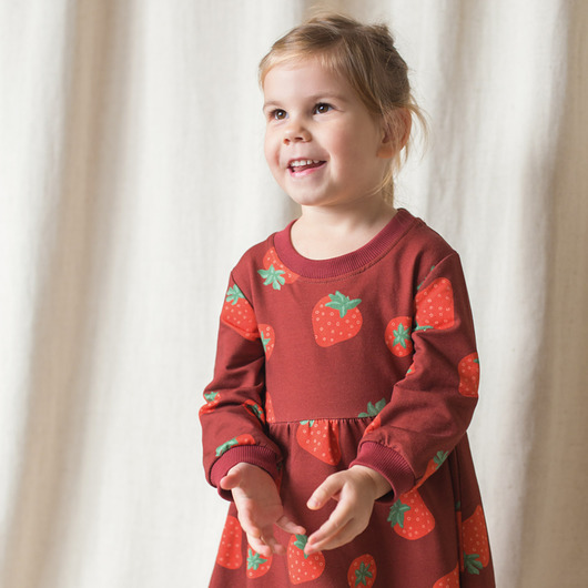 sukienki dla dziewczynki Sukienka truskawkowa bordowa MNAM