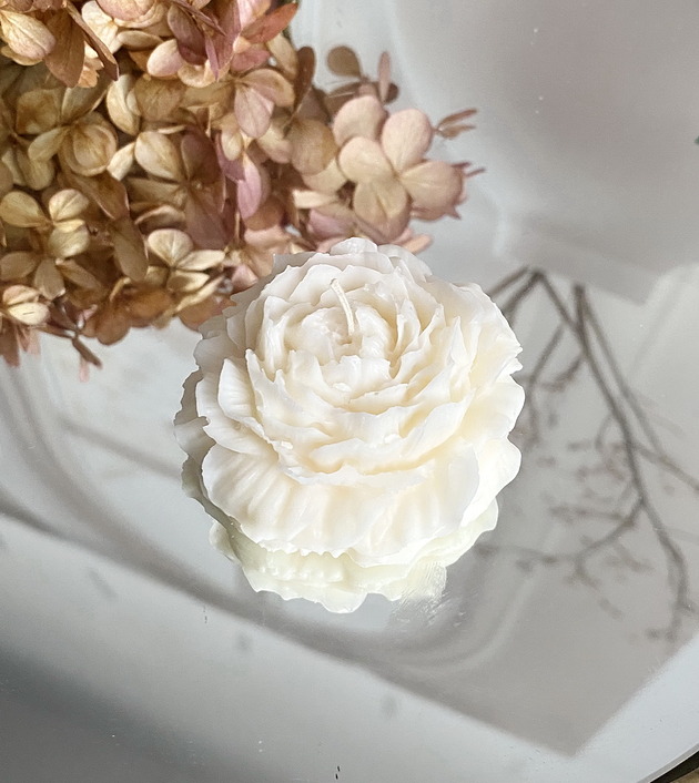 świeczniki i świece Świeca sojowa ekologiczna dekoracyjna "Peony Queen" 60x25mm