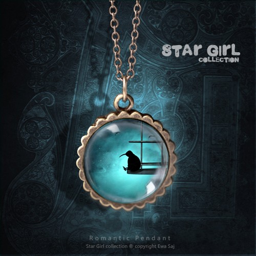 Star Girl collection - romantyczny medalik Ewa Saj Fotografie