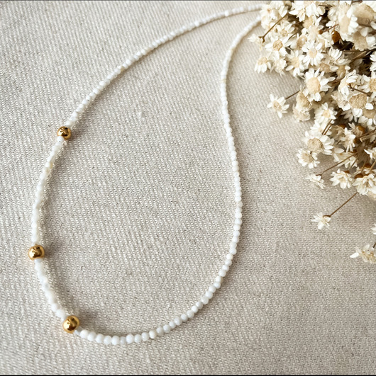 chokery Naszyjnik Choker DOT z masą perłową
