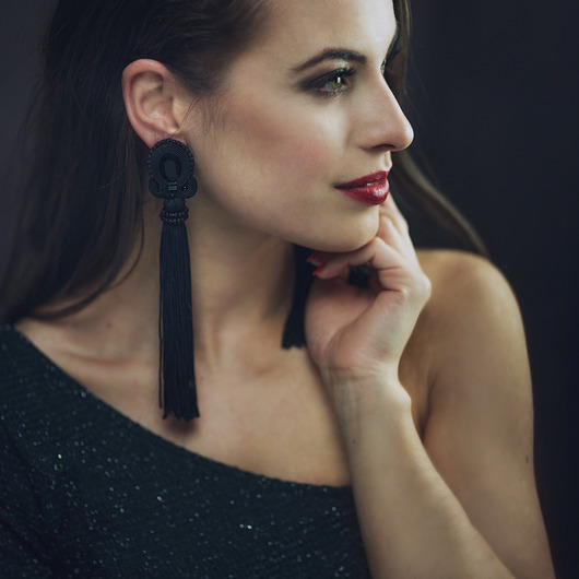 Czarne kolczyki soutache z frędzlami- długie Mró Soutache