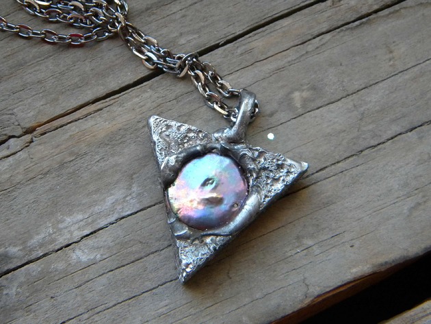 biżuteria męska Acus Trianguli  z perłą   - naszyjnik