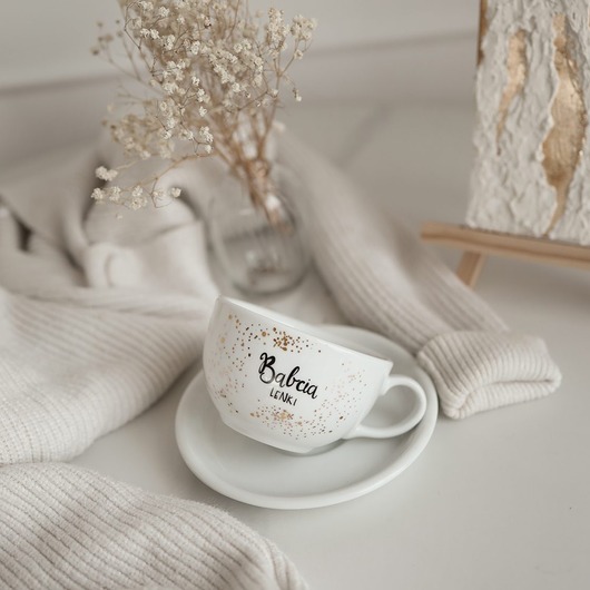 filiżanki Filiżanka 250 ml ze spodkiem - Babcia + IMIĘ nakrapiana złotem