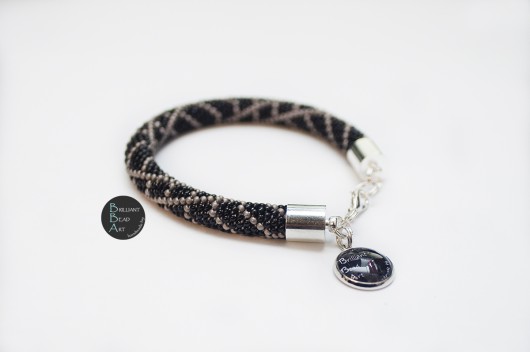 Beadingowa bransoletka - Checkered Black BBA