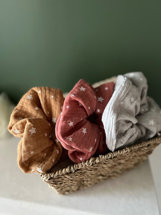 ozdoby do włosów dla dzieci Komplet 3 miękkich gumek muślinowych w gwiazdki