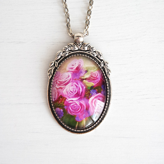 wisiory Medalion, naszyjnik - Różowe róże - zdobiony, owalny