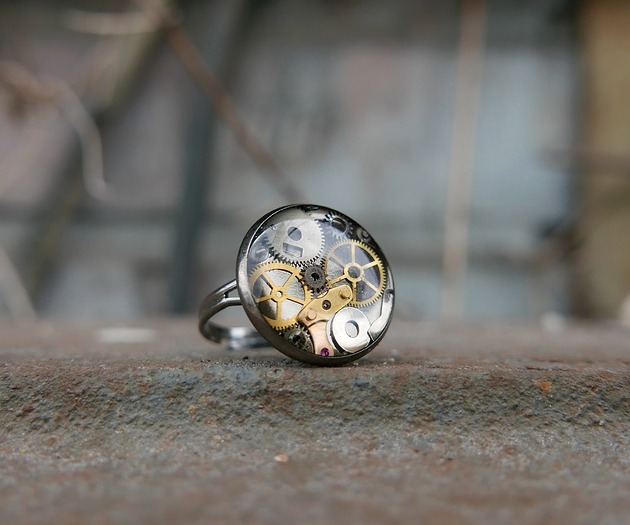 pierścionek z żywicy Mechaniczny pierścionek 263