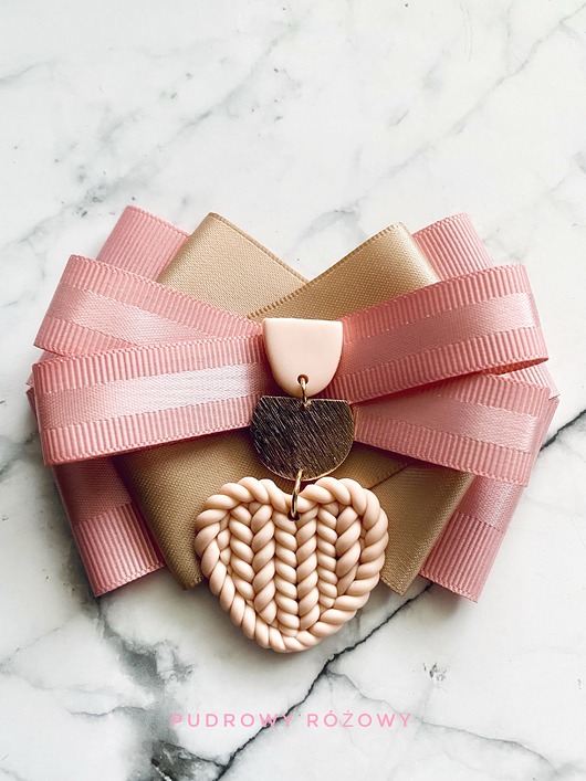 broszki Brosza z unikatowym sweterkowym sercem Sweterek New