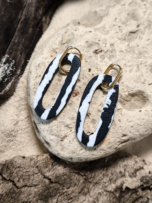 kolczyki z masy plastycznej Loopy kolczyki ZEBRY