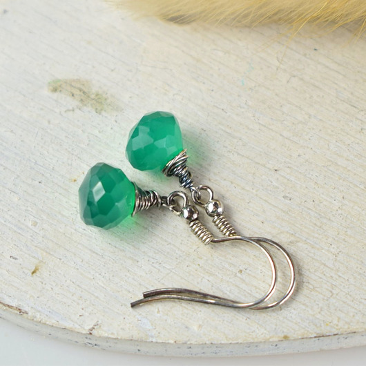 kolczyki srebrne Onyks zielony krople - srebrne kolczyki