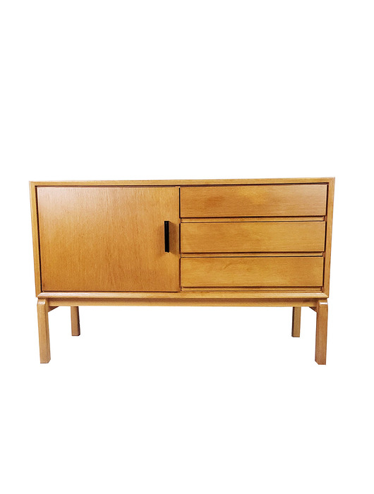 komody Komoda projektu M. Grabińskiego dla Ikea z lat 60.