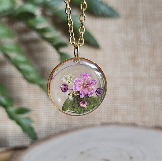 wisiory Wieczne kwiaty wisiorek kwiatowy kobiecy fiolet