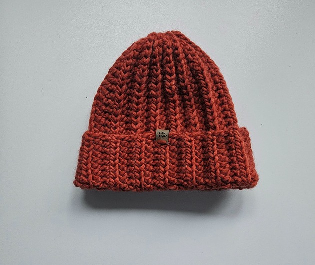 czapki damskie Czapka wełniana pomarańczowa