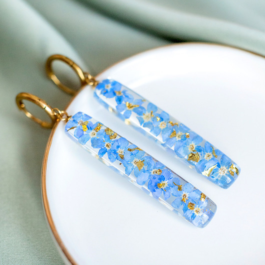 kolczyki z żywicy Kolczyki z niezapominajkami