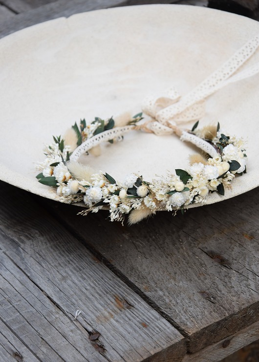 wianki komunijne Komunijny wianek na głowę z stabilizowanych i suszonych kwiatów