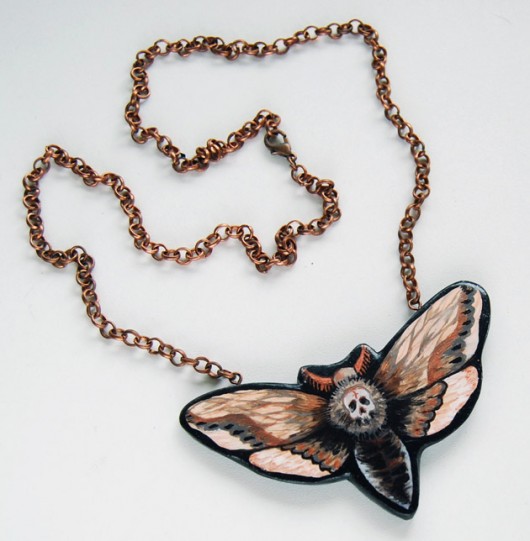 ćma #2 Wild Orchid