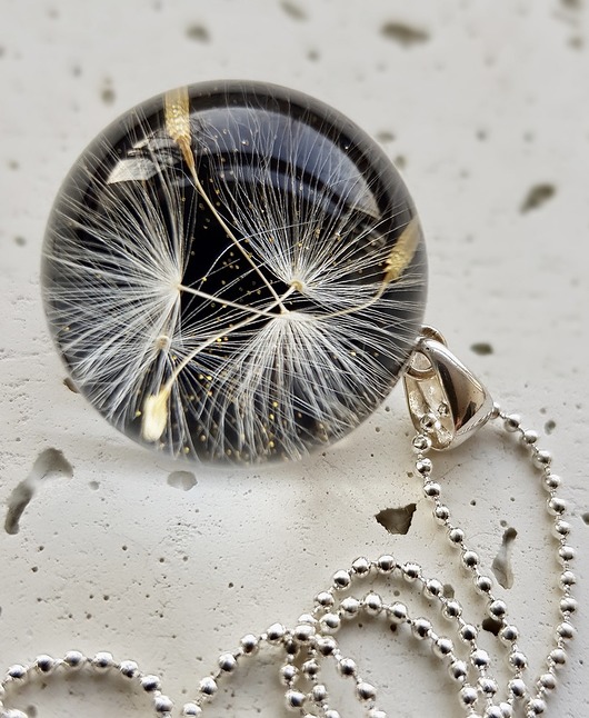 dmuchawiec w naszyjniku Grol Jewellery