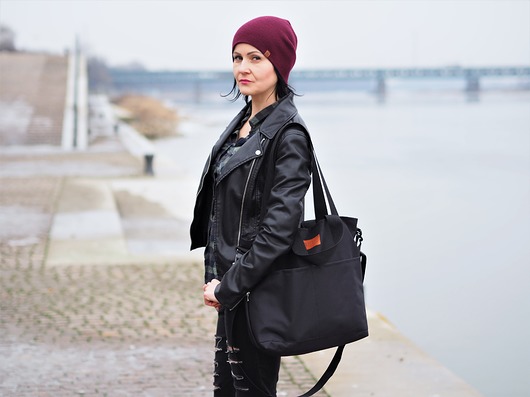 Duża torba Miss Szoperka 2 - czarna Militu