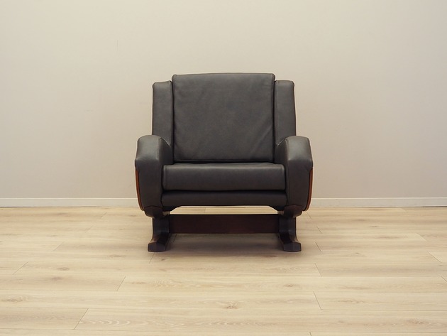 fotele Fotel skórzany, włoski design, lata 70, produkcja: Włochy