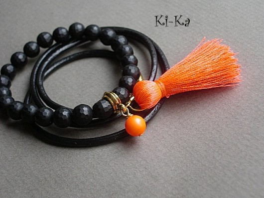 Black and orange KiKa pracownia
