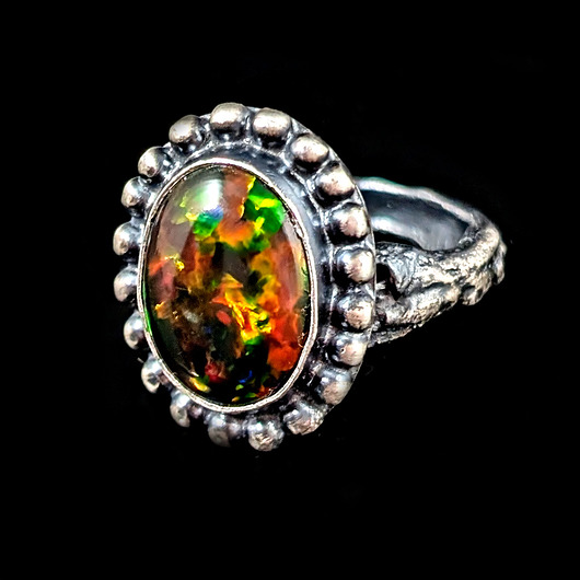 pierścionki srebrne Pierścionek czarny kameleon- opal