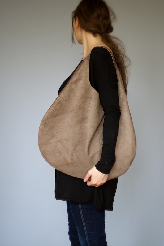 Duża hobo skóra zamsz patkas