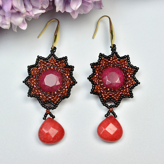 kolczyki szklane Alangai, kolczyki z czerwonym jadeitem, beading