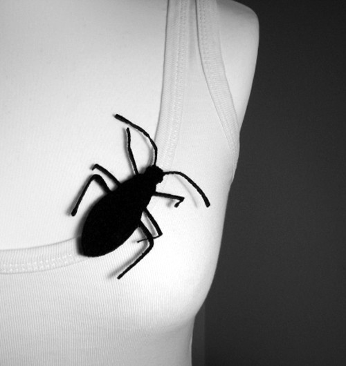 felt bug... felt label