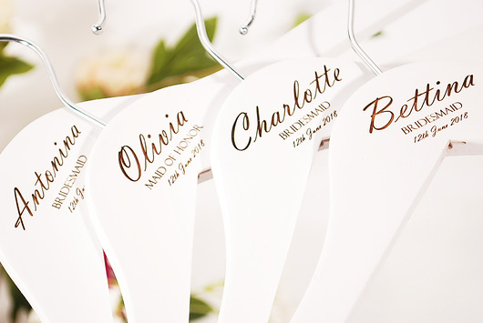 Zestaw 4 wieszaków ślubnych personalizowanych MoodForWoodBridal