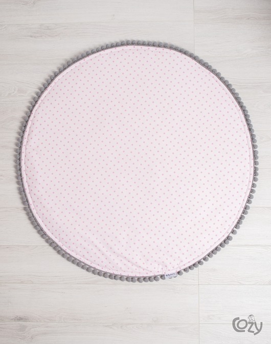 Okrągła MATA z pomponami, dywanik PINK STARS COZY and DOZY