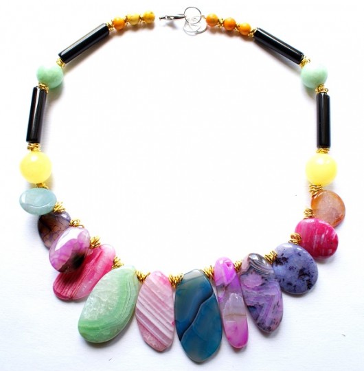 Stones with gold Republika jewelry